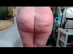  - 1014 Dawnskye presents ass flexing,clenching and bouncing for your pleasure