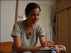  - Shy Berlin teenager shoots her first adult video – German 80s classic