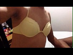  - Cdzinha Lima de SP ZL Dando para meu amante Negao me deixou usar usar o soutien amarelo calcinha fio e meia 7 8 verm da esposa dele 2016