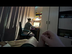  - Сводный брат рискнул скрытно по мастурбировать рядом со сной и был наказан