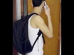  - Sobrinho chega mais cedo e dar de cara com os tios fudendo