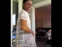  - Ch3rok33badd making that ass jump