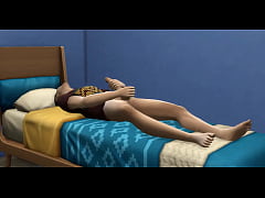  - Hijastro le come las tetas grandes a su madrastra y se la folla