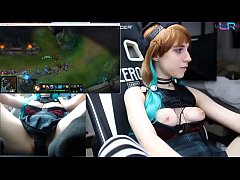  - Teen Playing League of Legends with an Ohmibod 2/2