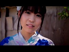  - 由良樱漂亮的白色裸