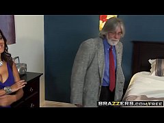  - (Chloe Reese Ryder, Francesca Le) and step daughter share and get ass fucked - Brazzers