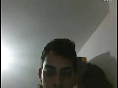  - Safado bate gostoso e toma banho na cam