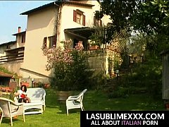  - Maggiordomo? Una leccata di fica per favore!