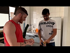  - minha mulher viajou meu amigo me chamou pra da uma ajuda - Marcos Goiano