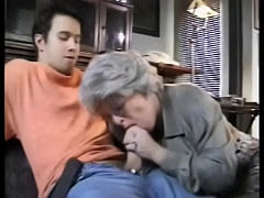  - el nieto y su abuela