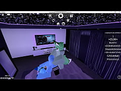  - Roblox furry le gusta que se lo inserten en 4.