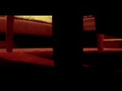  - χύνω μέσα σε πιπινάκι