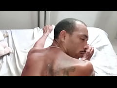  - Catei essa putinha no carnaval fora de época, comi gostoso e ela ainda som sainha do bloco