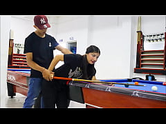  - enseño a mi hermanastra a jugar billar y me la termino follando - porno en espanol