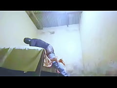  - La skinny adulte xxx prend bbc toute entière