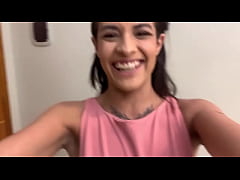  - Capoeira pede aplicativo e compartilhar corrida com novinha - lady milf - COMPLETO NO RED