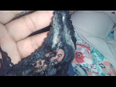  - La tanga de encaje de mi prima usada