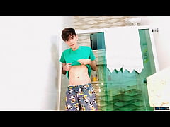  - Skinny twink amateur Henry Evans masturbates hard dick solo