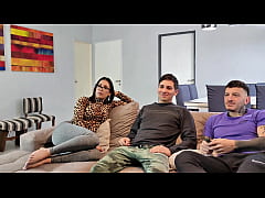  - MI AMIGO NO TE MERECE PORQUE TE ENGAÑA- DEJAME FOLLARTE EL CULO Y TE CUENTO TODO