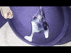  - Le dejé toda mi leche al bra nuevo de mi mejor amiga para que lo estrene con mi semen en sus tetas