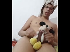  - Adoro me masturbar com bichinhos de pelúcia....