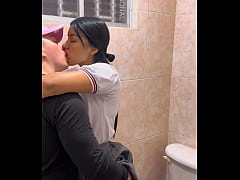  - Estudiantes Calientes Pillados Teniendo Sexo En El Baño De La Escuela