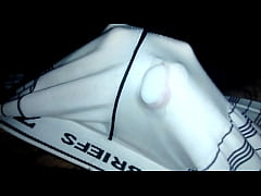  - paja del domingo dentro del boxer ( cumshot)