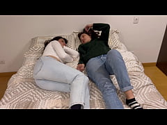  - My college roommate teaches me to be a lesbian and I love it