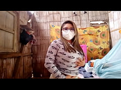  - LAS TETAS MAS APRECIADAS Y NATURALES DE LATINOAMARICA LAS TIENE ME HERMOSA MADRASTRA DEL CAMPO!! ELLA HACE UN DELICIOSO MASAJE TOCANDO SUS TETAS NATURALES Y COQUETEANDO MUY SUTILMENTE CON SU PANTALON CORTO Y SU VAGINA MARCADA EN LA ROPA