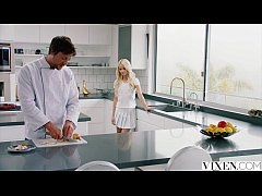  - VIXEN Elsa Jeans Hot Lunch Date