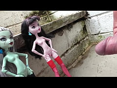 - Pissing on my dolls