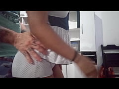  - fui na casa de um amigo a  INTEADA deli estava sosinha ai aproveitei