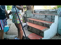  - volvió mi manicurista favorita, la que me da esa buenas mamadas de culo y de concha al aire libre sin pena a que nos miren