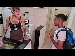  - arrombando o cuzinho do marido de aluguel dotado