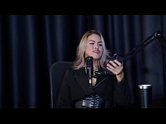  - Gostosa demonstra o seu boquete, chupa os peitos depois de dizer que o Homem tem que pagar a conta pra transar com ela - Ariane Kimiko (SHEER/RED)