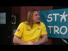  - Young greenhorn blonde reporter Missy Monroe needs to take interview from hard-hitting pornstar Evan Stone