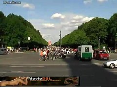  - FICKMEILE Fussball WM in Berlin