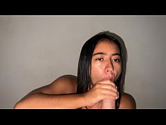  - "Quiero la Lechita" dice mientras hace Tremenda Mamada y se la Mete hasta la Garganta!