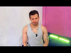  - Alumno universitario se preña con sus 18cm de verga gruesa a su profesor en una fiesta! Relato sexual