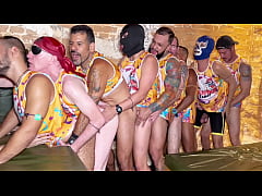  - SURUBA DE CARNAVAL .SÓ PUTO PAUZUDOS E SAFADOS