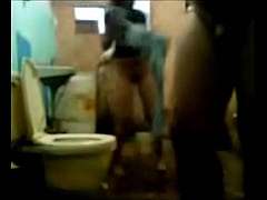  - tumbando En El baño WwW.Arkangeles.org