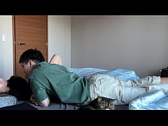  - オナニー中の彼女をサポートしたら物足りなくなってオチンポおねだり️素人カップルのSEX盗撮　バイブ　オモチャ　オナサポ　クリ責め　かわいい　絶頂　巨乳　ハメ撮り　投稿　個人撮影　日本人　えむゆみ