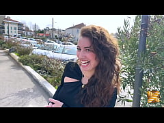  - Livia, 27 ans, veut toujours plus de bites