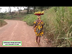  - The village banana saleswoman finds herself face to face with her customer in a roadside hallway that ends with a public fuck party en route in front of passers-by and vehicles.  on Lulu vroumette cmr