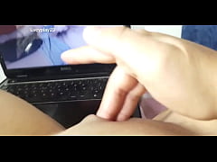  - Grabe La Reaccion De un Video que me Envio un Seguidor, me Pongo Caliente y me masturbo hasta acabar