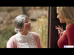  - Mysterious Nanny And Step Daughter - A Mrs. Doubtfire Parody