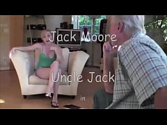  - Amanda Bryant ceampie