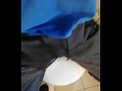  - Peeing in Toilette, GASTE85