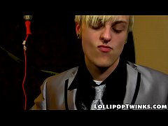  - Emo twink Jason Valencia anal fucks Latino Robbie Anthony