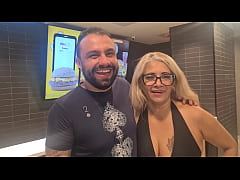  - No swing elas dão pra todo mundo e faz os marido de corno